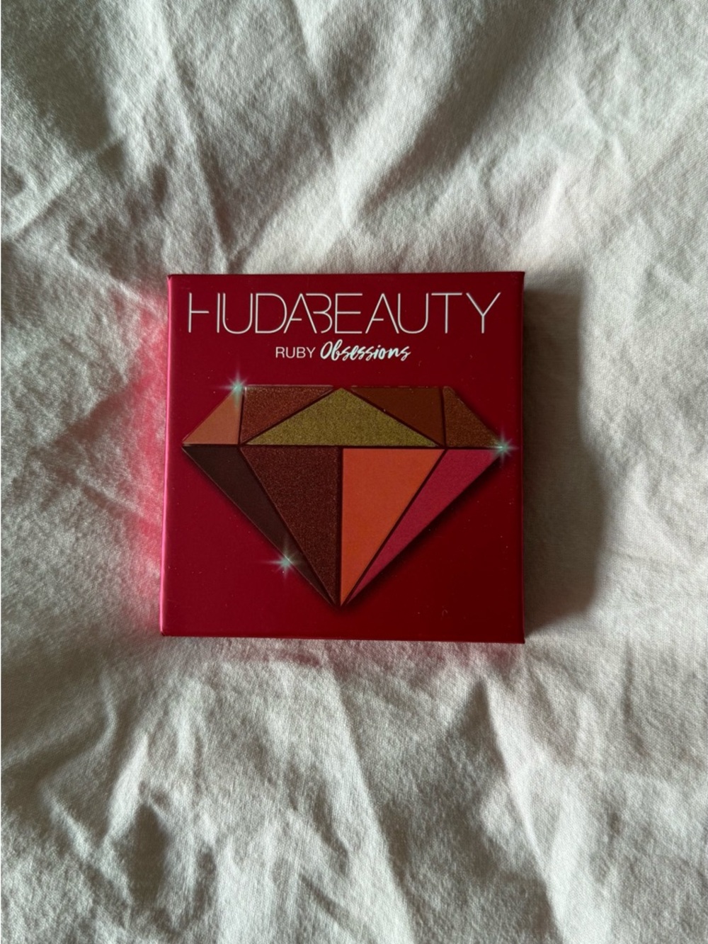 HUDA BEAUTY Ruby Obsessions Eyeshadow Palette